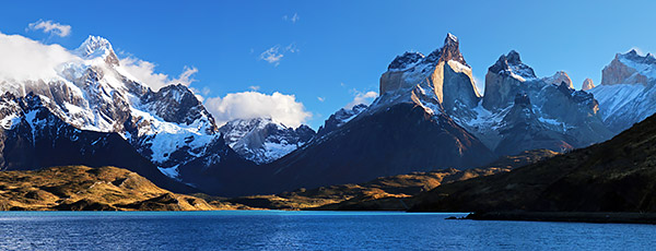 Pehoe Lake and the Cuernos del Paine - Horns of the Paine - mountain range, Torres del Paine, Chile